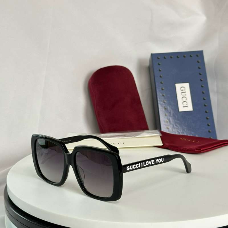 Picture of Gucci Sunglasses _SKUfw55794927fw